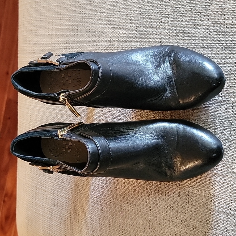 Vince Camuto Black Ankle Bootie Shoes - Size 6.5